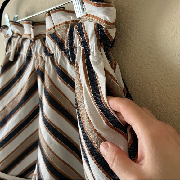 Prem the Label Striped Neutral Blazer Shorts Suit Set, size S - Picture 15 of 16